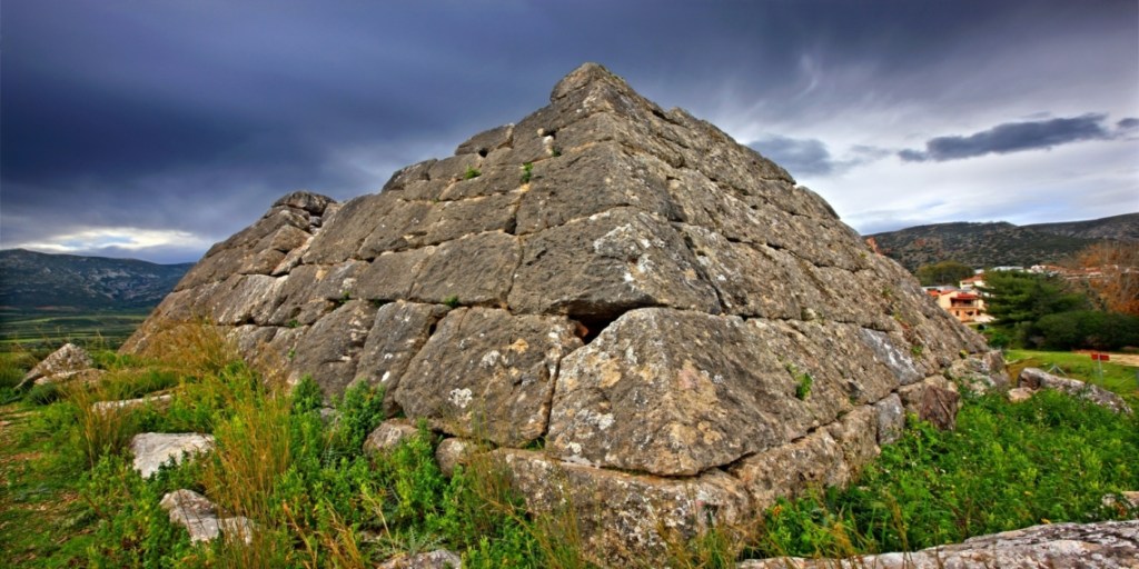 Άργος : η πυραμίδα του Ελληνικού – ένα από τα παράξενα αξιοθέατα της Ελλάδας