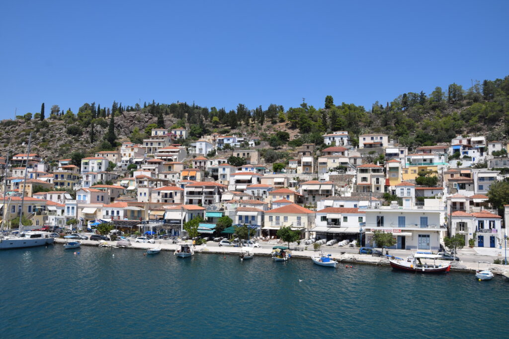 Εκδρομές Αγίου Πνεύματος στην Ελλάδα