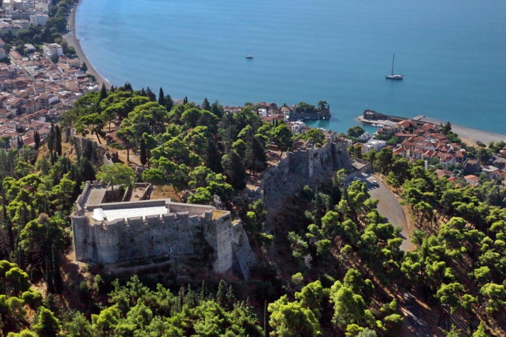 Κάστρο Ναυπάκτου: Τι Είναι, Τι Δυνατότητες Προσφέρει & Γιατί Αξίζει την Επίσκεψη