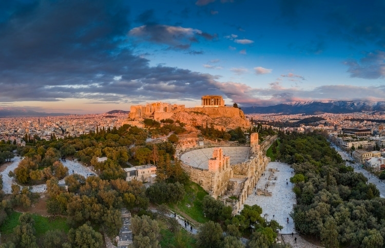 Ποιος είναι ο κεντρικός δρόμος της Αθήνας που κάποτε είχε κάρα