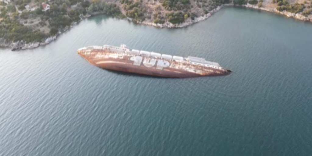 Το ναυάγιο : Ένα ”αξιοθέατο” δίπλα στην Αθήνα