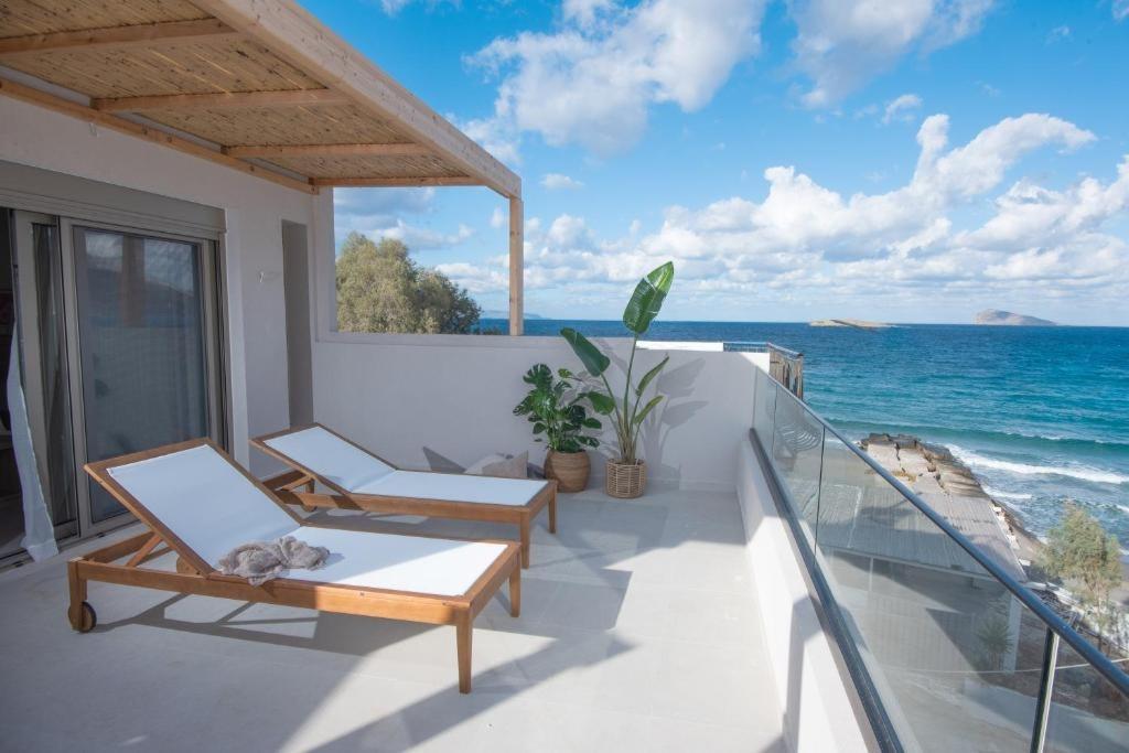 3 Bedroom Home within 50 metres of the Sea - East Crete