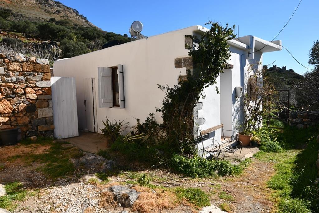Gorgeous 2 Bedroom Cottage with Garden - East Crete