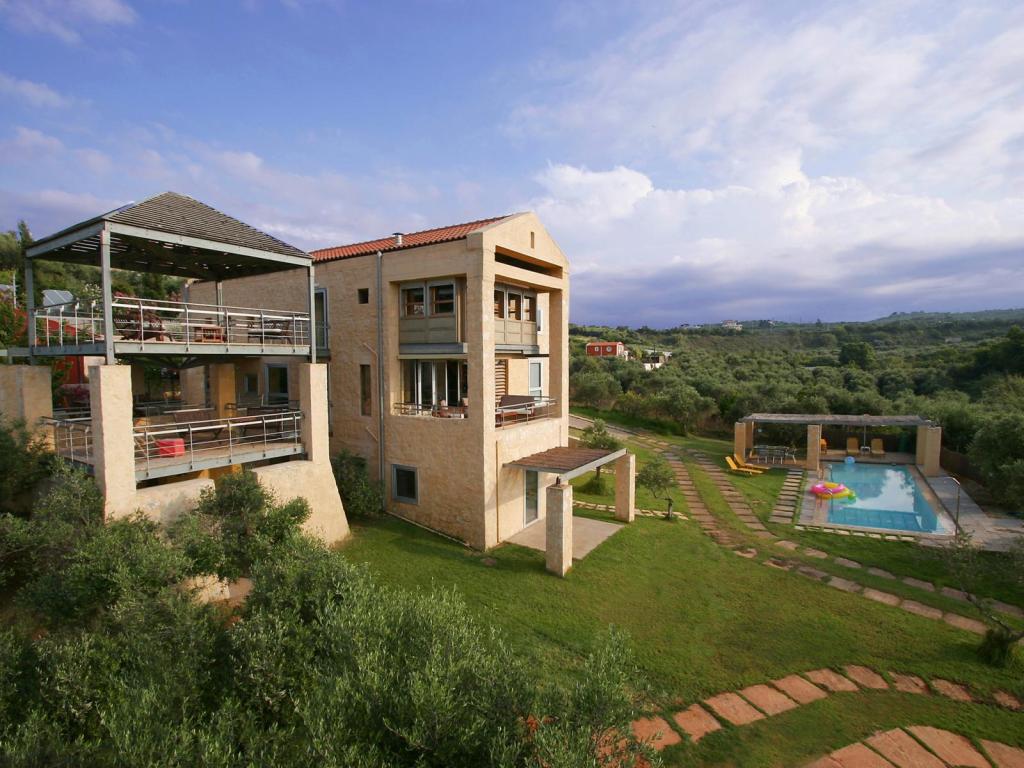 6 Bedroom Luxury Holiday Villa in Chania , Crete.