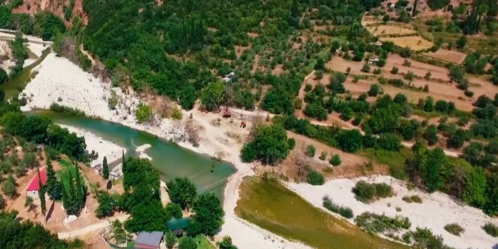 Εύηνος : ένα γεφυράκι συρμάτινο που σε μεταφέρει…σε άλλη διάσταση