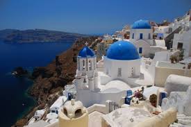 Greece tourism strong despite economic void