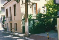 Neoclassical style detached house