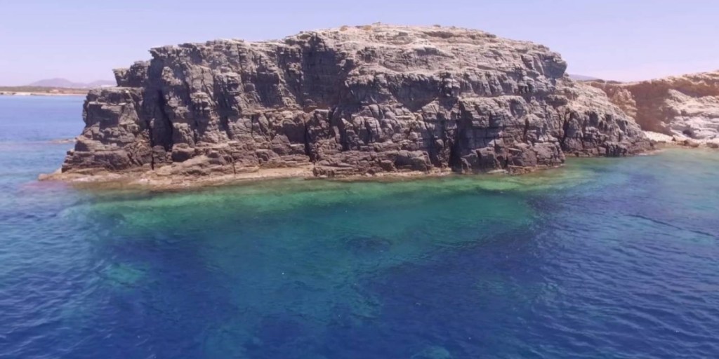 Το ελληνικό νησί που κάποτε το πήρε προίκα ένας άνδρας